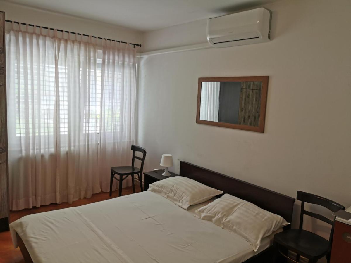 Villa Milic*** Donji Seget Εξωτερικό φωτογραφία